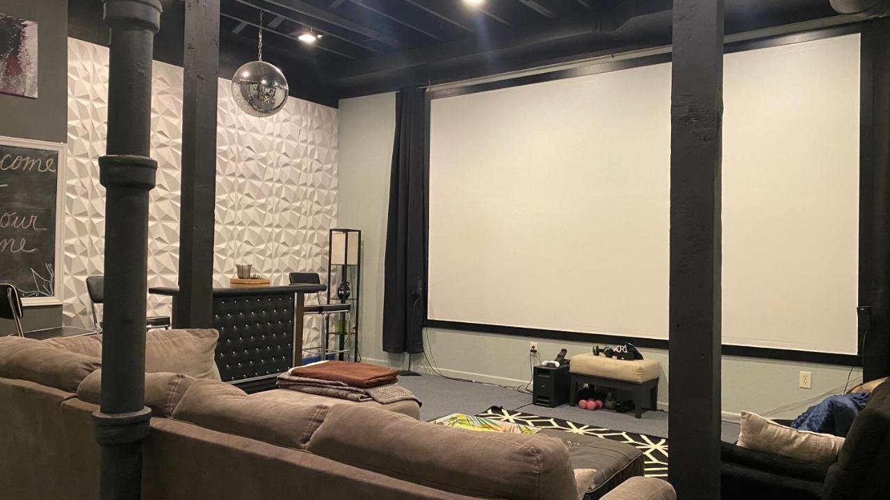 160Inch Home Movie Theater- Great For Movie Night! Omaha Extérieur photo