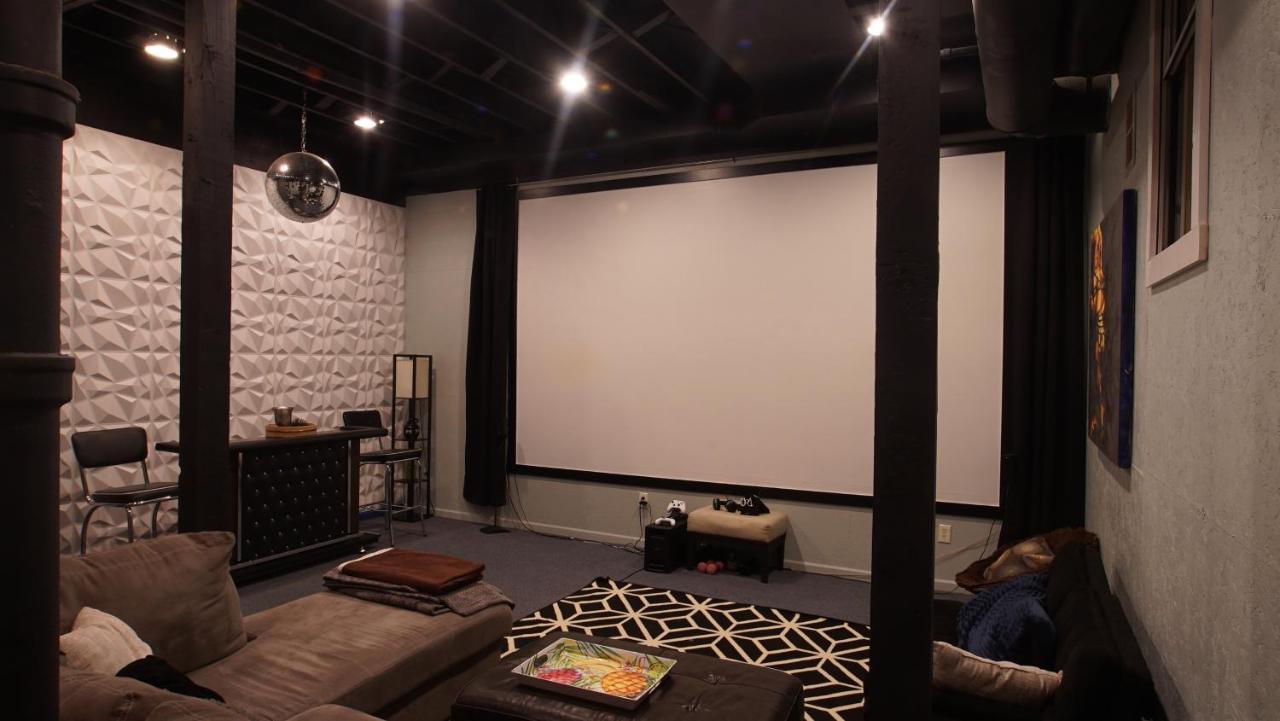 160Inch Home Movie Theater- Great For Movie Night! Omaha Extérieur photo